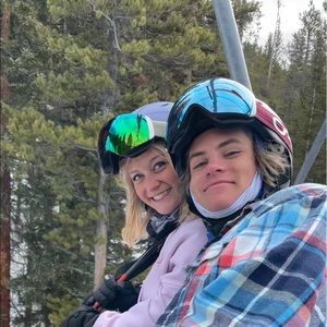 Meet your Posher, Aiden